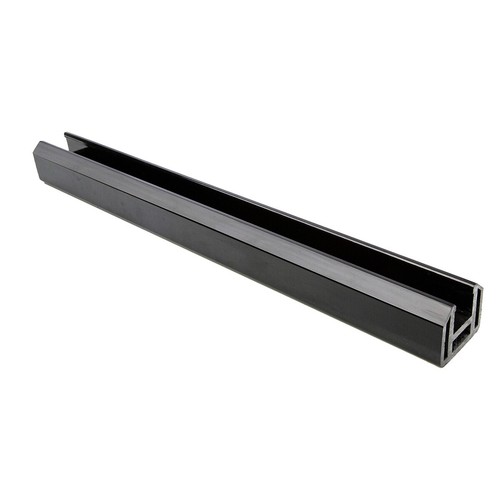 Composite channel fence - -,