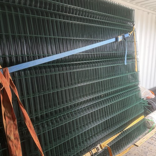 Mesh security fence panel - v-mesh,